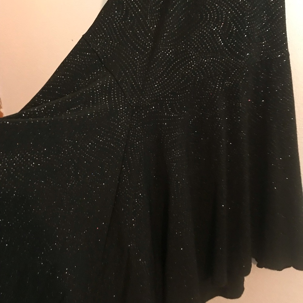 Formal dress by City Triangles. Size M - Picture 2 of 4